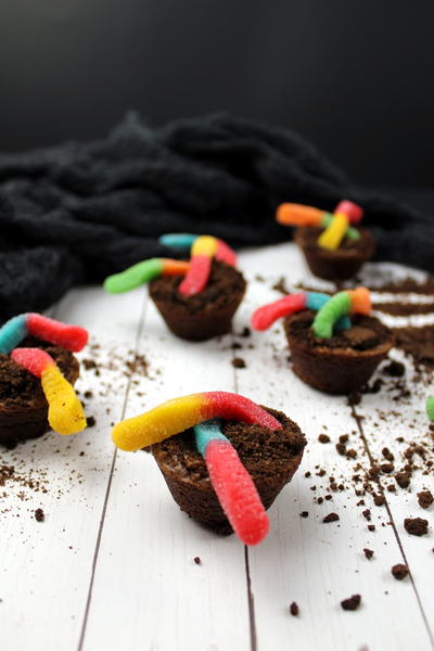 Dirt Cup Brownie Bites