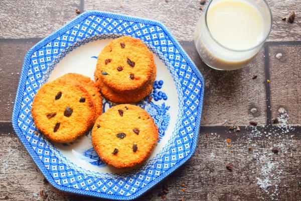 Chocolate Chip Coconut Cookies