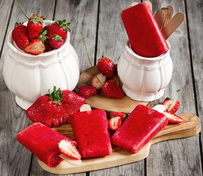 Strawberry Ice Popsicles