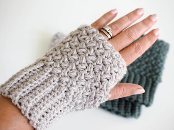 Elizabeth Stitch Fingerless Crochet