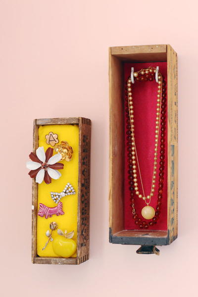 DIY Wall-Mounted Jewelry Box