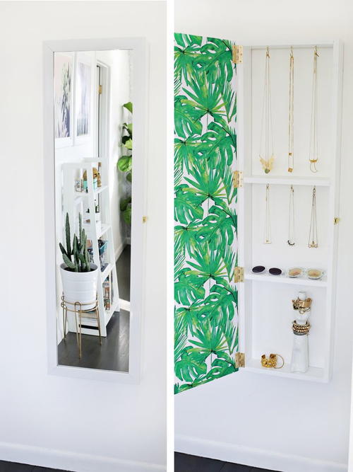 DIY Jewelry Storage Mirror