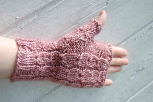 Sweetly Fingerless Mittens