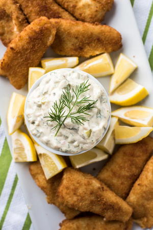Easy Homemade Tartar Sauce Recipe Allfreecopycatrecipes Com