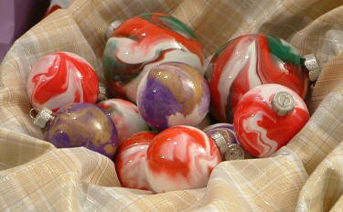 Simple Marbled Christmas Ornaments