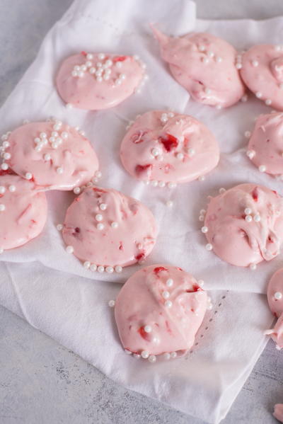 how to make homemade candy buttons with royal icing -- video recipe