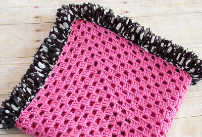 Sweet Ruffle Edged Crochet Baby Blanket