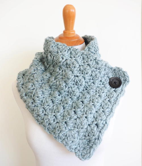 Big Button Puffy Cowl