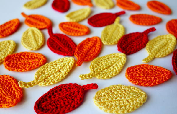 Easy Crochet Leaves  