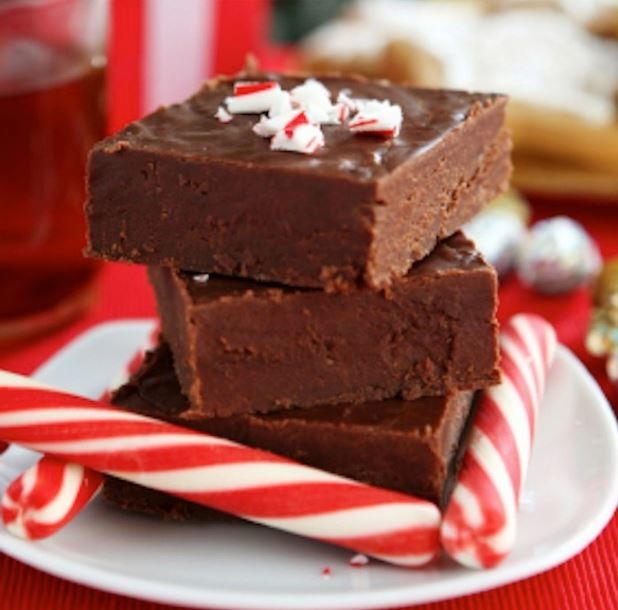 Slow Cooker Peppermint Chocolate Fudge