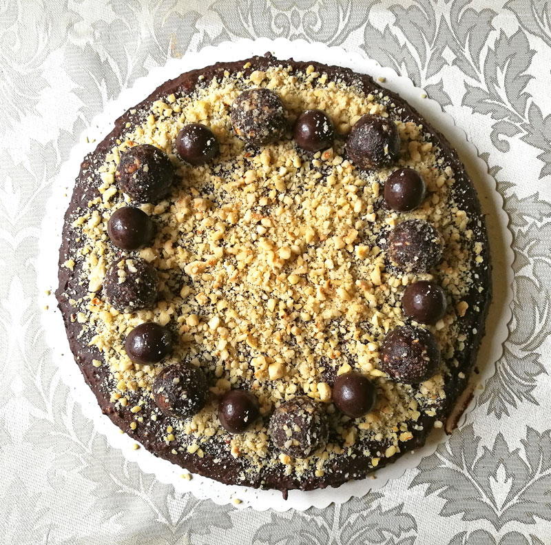 Ferrero Rocher Inspired Cake | RecipeLion.com
