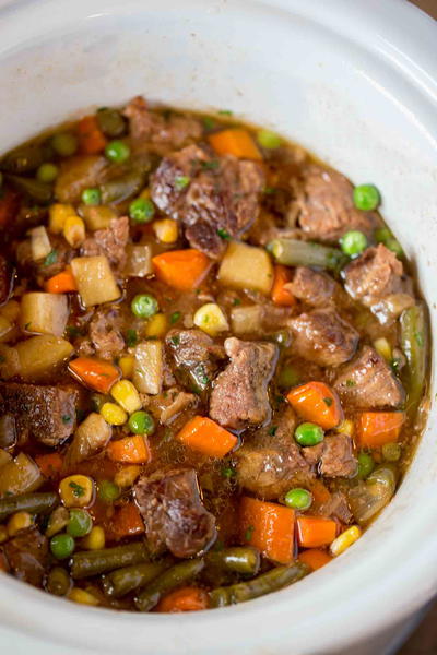 Slow Cooker Vegetable Beef Soup