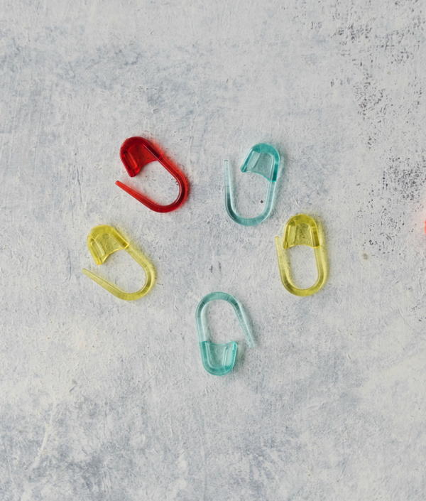 How To Use Stitch Markers AllFreeKnitting how-to-use-stitch-markers-allfreeknitting