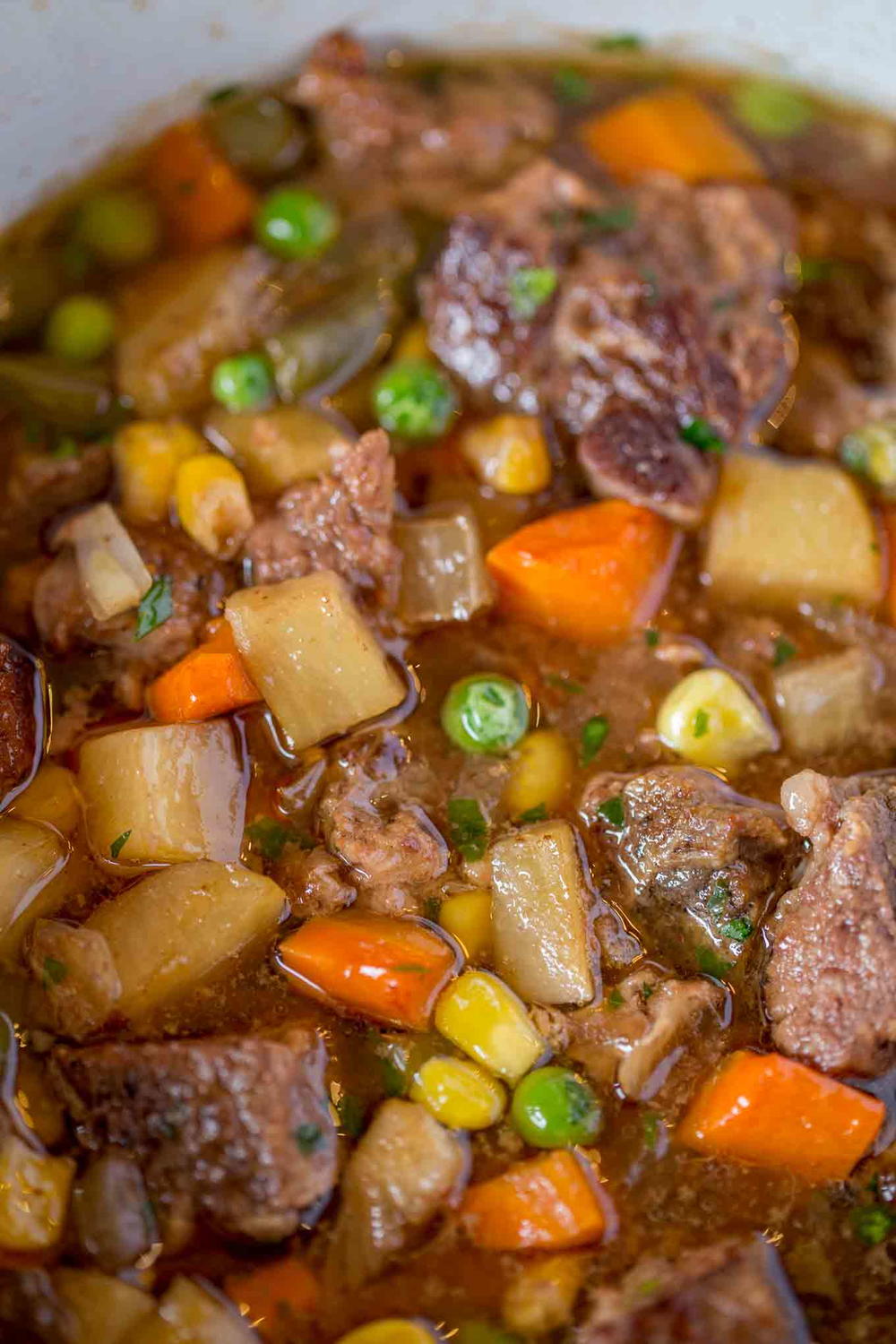 Slow Cooker Vegetable Beef Soup | FaveSouthernRecipes.com