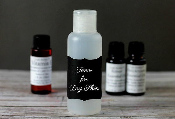 Dry Skin Toner Recipe With Just 4 Ingredients