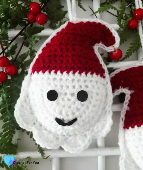 Crochet Santa Ornament