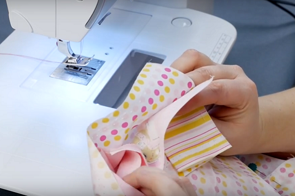 Magic Pillowcase Directions Video Tutorial AllFreeSewing Com