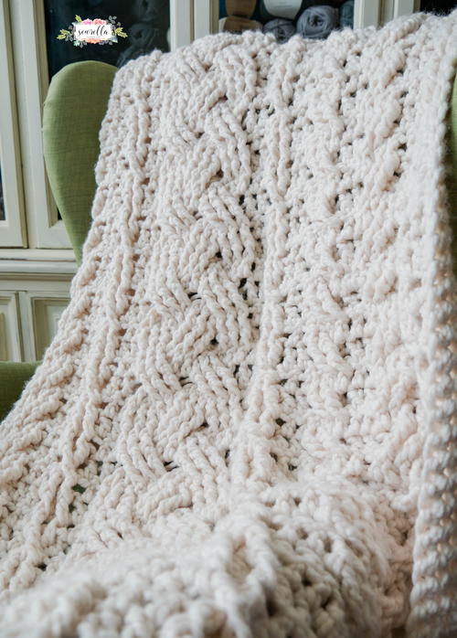 Heirloom Cabled Throw_1