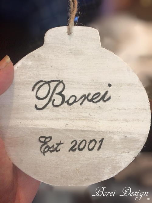 DIY Personalized Signs or Ornaments
