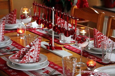 Scandinavian-Style Christmas Table Setting
