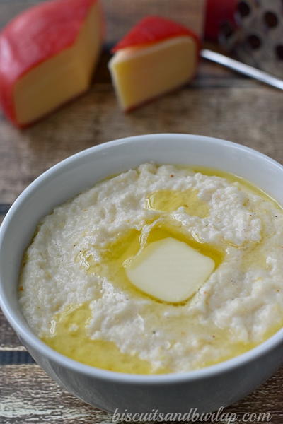 Gouda Grits with Cajun Spice