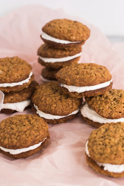 Homemade Oatmeal Cream Pies