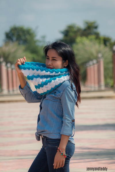 The Ocean Weave Cowl