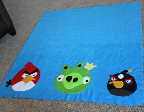 Crazed Angry Birds Blanket