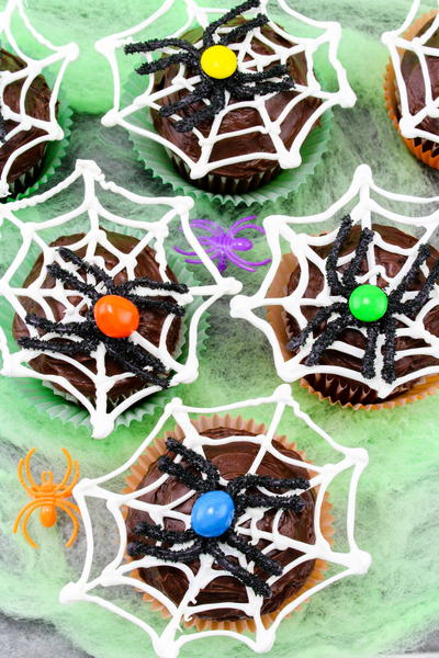 Spider Web Cupcakes