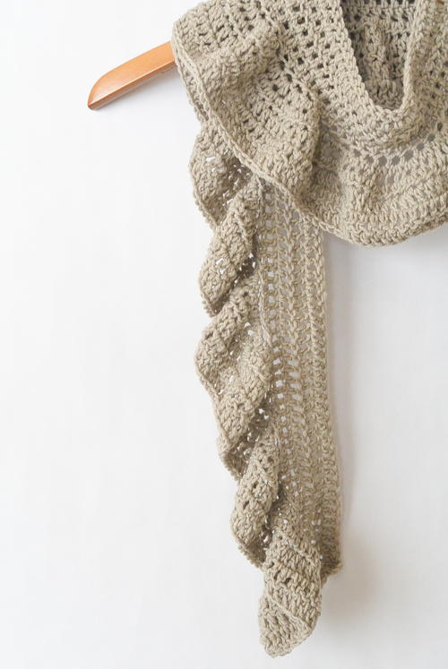 Ruffle Scarf Crochet Pattern Favecrafts Ruffle Scarf Crochet Pattern Favecrafts