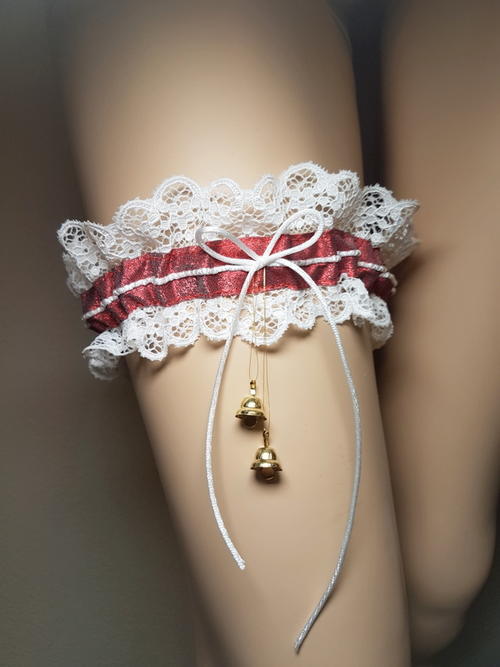 Festive Christmas Garter