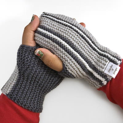 Printers Row Knit Mitts