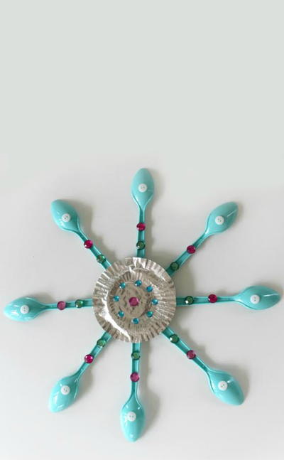 DIY Pretty Snowflake Craft