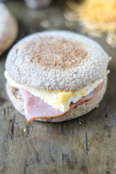 Healthy Homemade Egg McMuffin Sandwiches