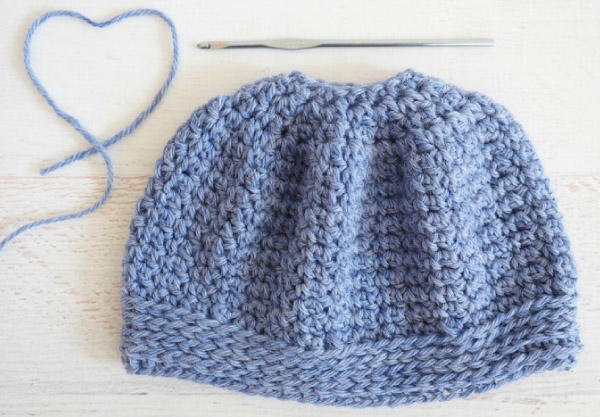 2-in-1 Back and Forth Messy Bun Crochet Hat