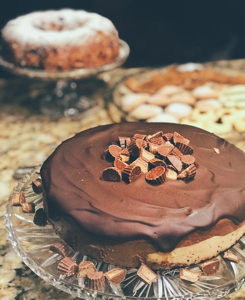 Peanut Butter Chocolate Cheesecake