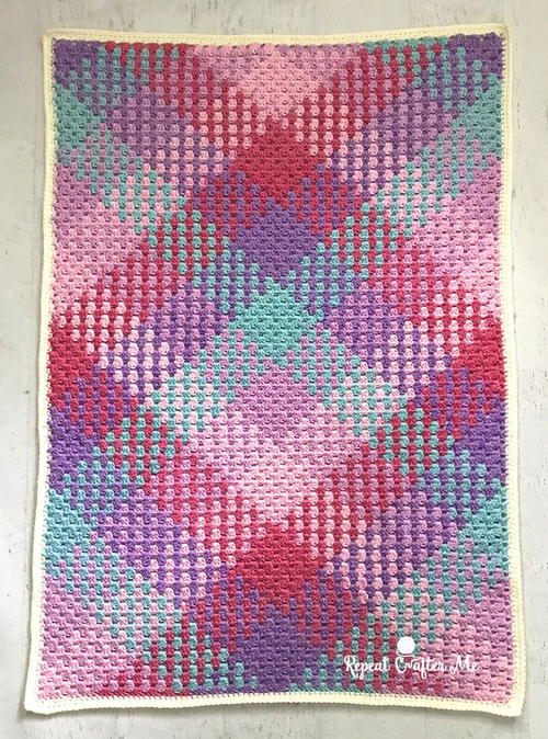Valentines Day Color Pooling Throw