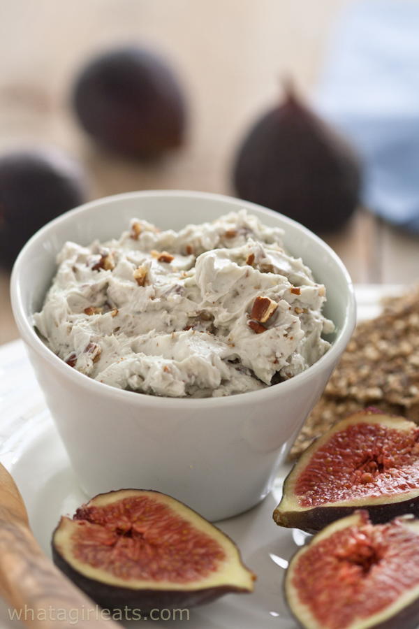 Copycat Trader Joe's Blue Cheese Dip Recipe