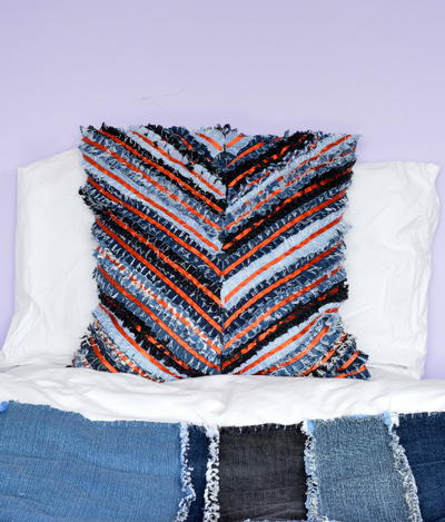 How to Make a Pillow Cover by Repurposing Old Jeans