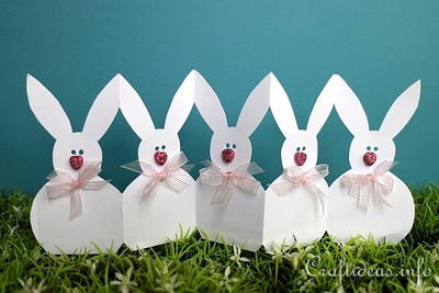 Adorable Paper Easter Bunny Garland
