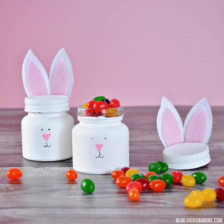 Little DIY Easter Mason Jars | AllFreeHolidayCrafts.com