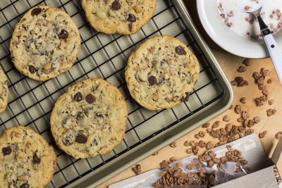 Crispy Chocolate Chip Cookies