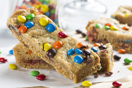 New M&M's Cake Bars Review