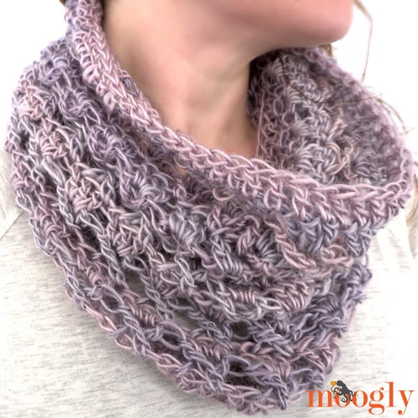 Lavender Kisses Cowl