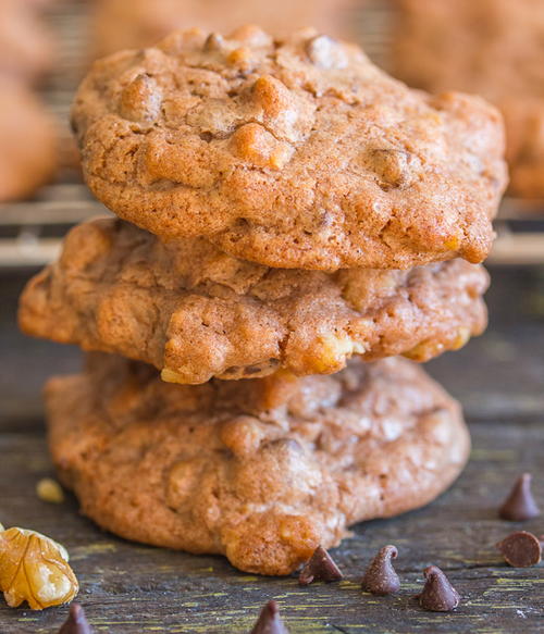 Chocolate Chip Walnut Cookies