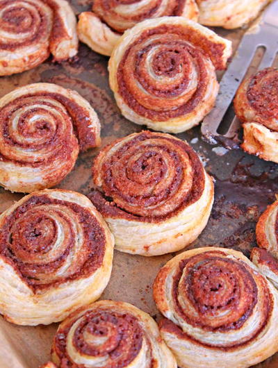 Simple Cinnamon Rolls in Puff Pastry