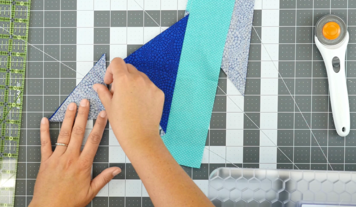 Lattice Square Quilt Block (Video Tutorial) | FaveQuilts.com