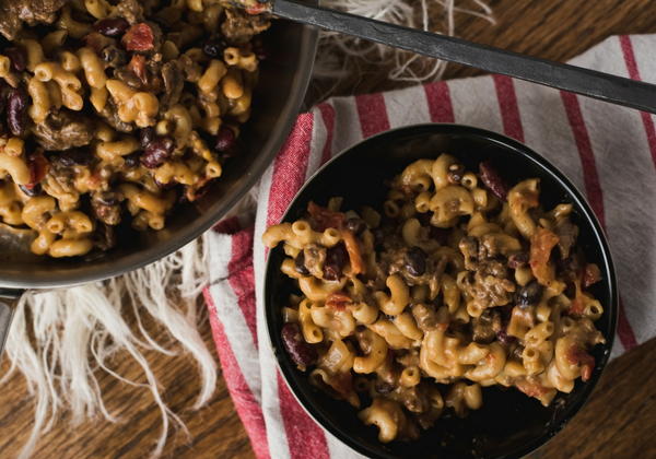 One Pot Chili Mac and Cheese Recipe