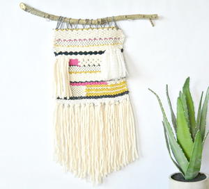 Quick and Easy Woven Wall Hanging