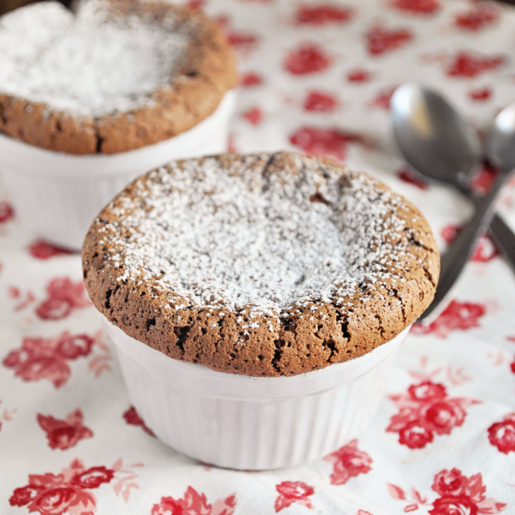 Quick Easy Chocolate Souffle Recipe RecipeLion Com   Quick  Easy Chocolate Souffle Recipe ExtraLarge800 ID 2667194 